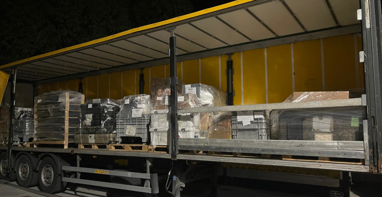 loading truck